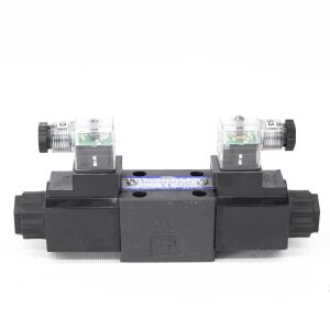 YUKEN DSG-01-3C3-D24 YÖN KONTROL VALFİ